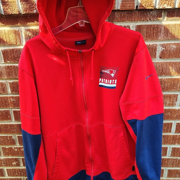 PATRIOTS ONFIELD  SZ XXL NEW ENGLAND ZIP UP HOODIE JACKET EUC - Picture 1 of 11